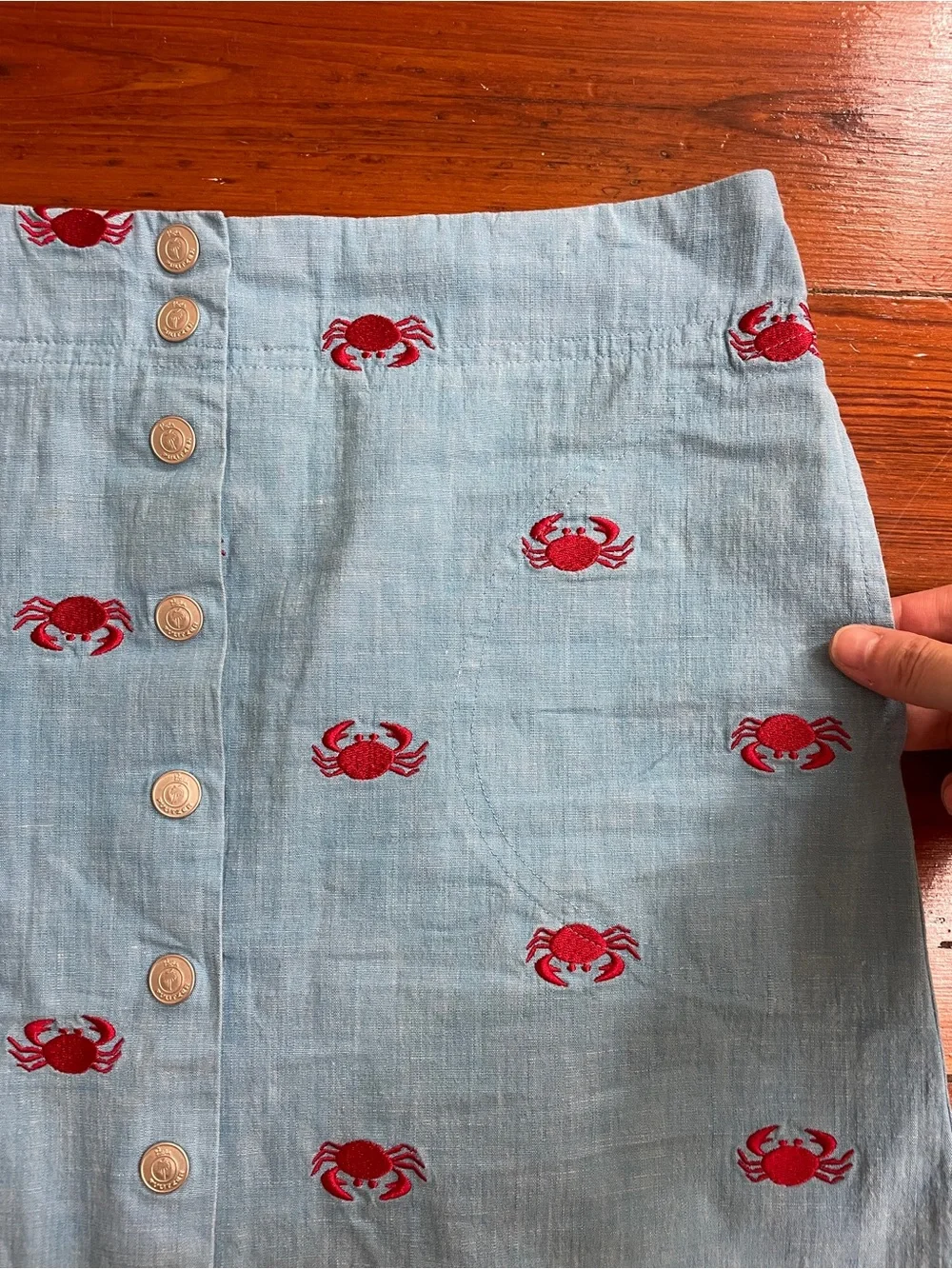 Lilly Pulitzer Chambray Embroidered Crab Snap Front Skirt White Label Sz 2 💛🎀